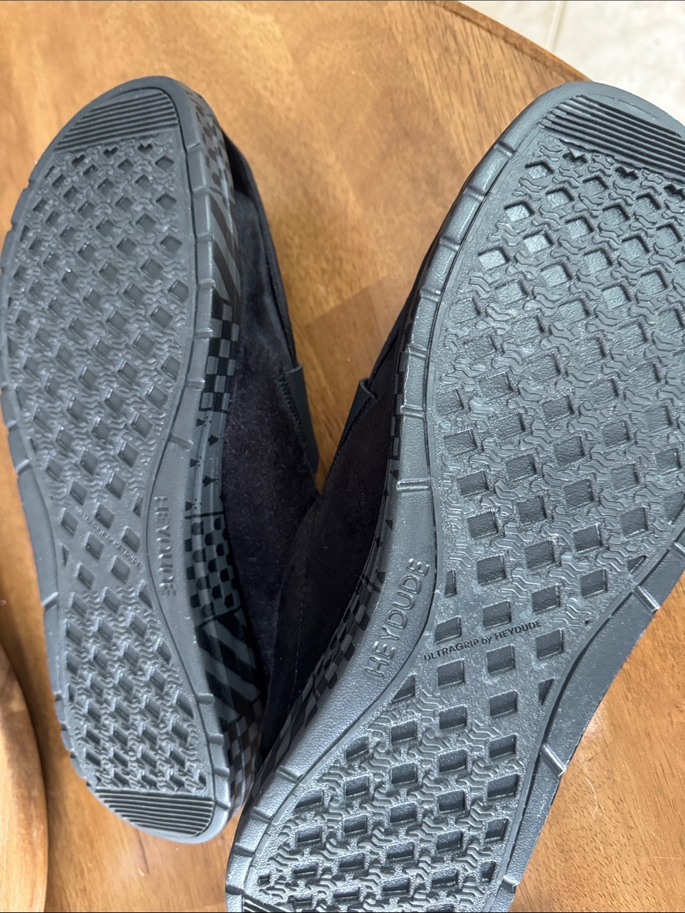 Hey Dude Black Velvet Hogwarts Emblem Slip-On Loafers - Picture 3 of 3